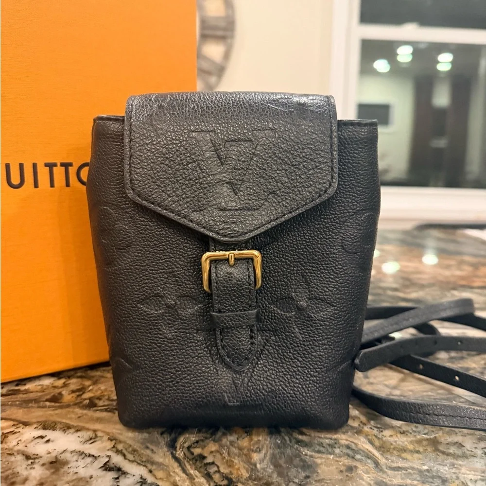 Louis Vuitton Black Leather Mini Bag - Picture 4 of 9